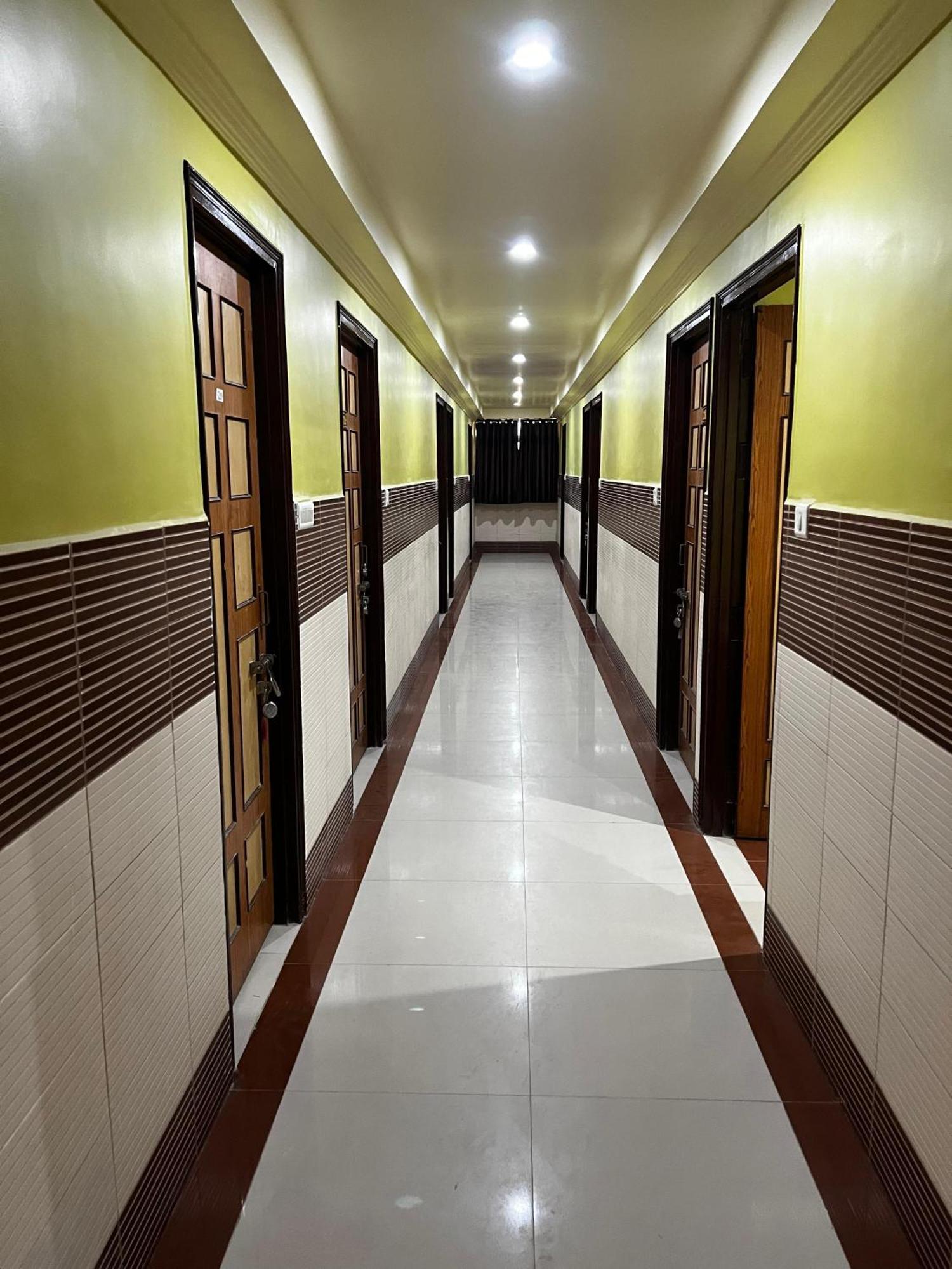 Banshi Bhawan Rooms And Banquet Prayagraj Exterior photo